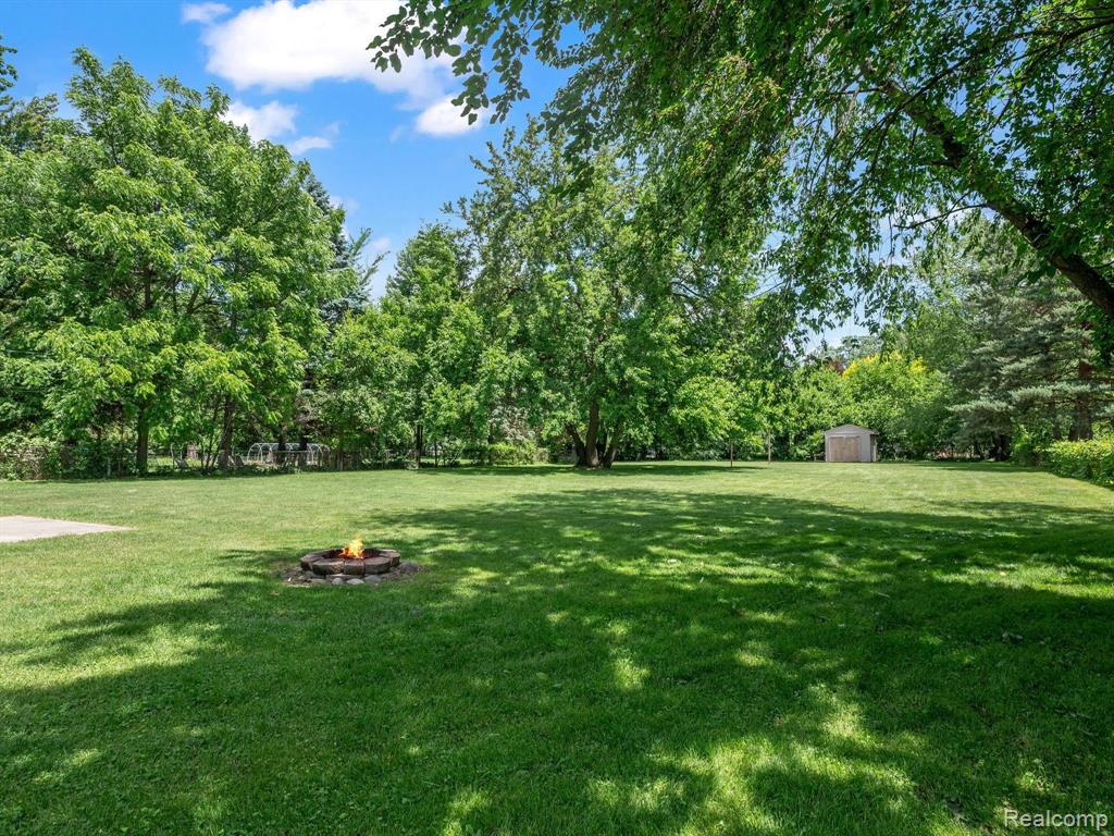 47210 CONDOR Avenue, Shelby Twp, MI 48317 — Photo 28