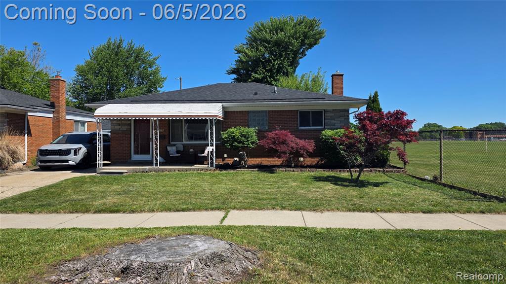 16017 Chestnut Street, Roseville, MI 48066 — front exterior