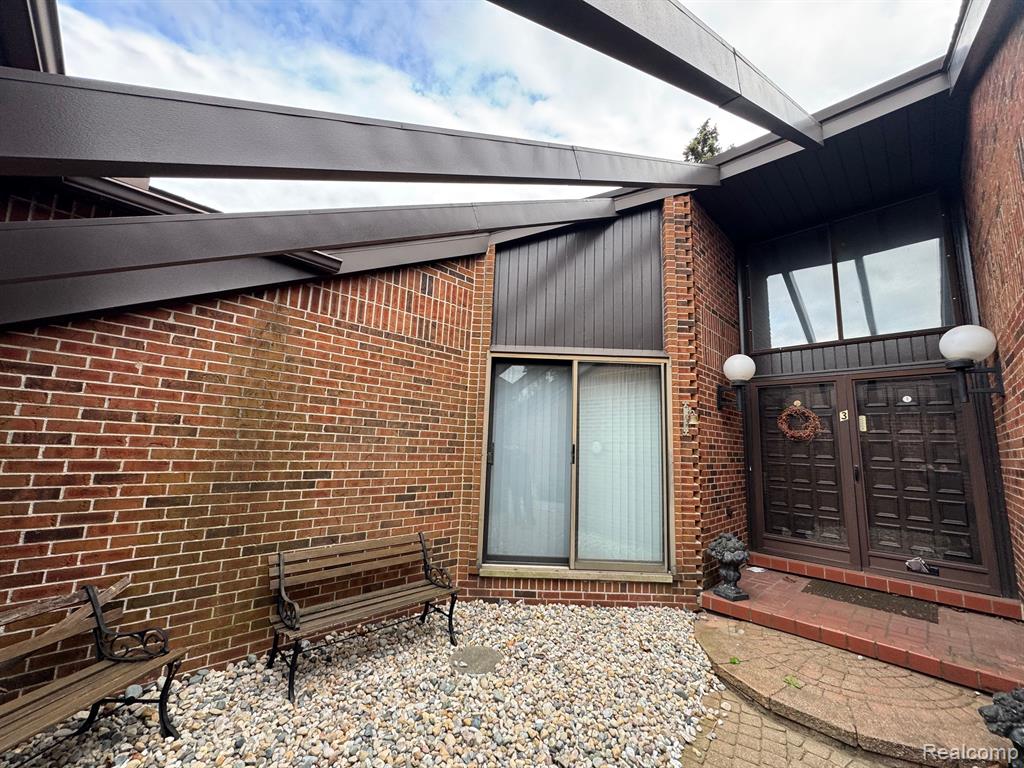 3 COLONY Lane, Dearborn, MI 48120 — Photo 4