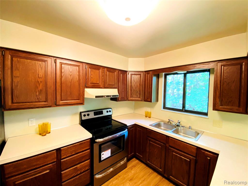 1576 Pine Knoll Lane, Caro, MI 48723 — Photo 10