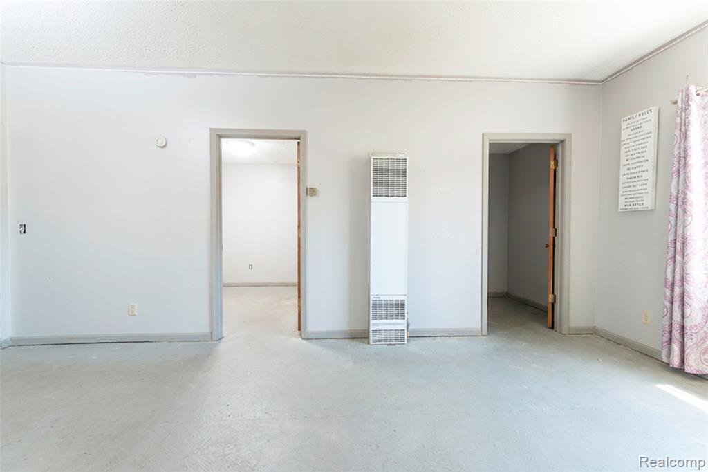 204 E Grand River Avenue, Fowlerville, MI 48836 — Photo 10