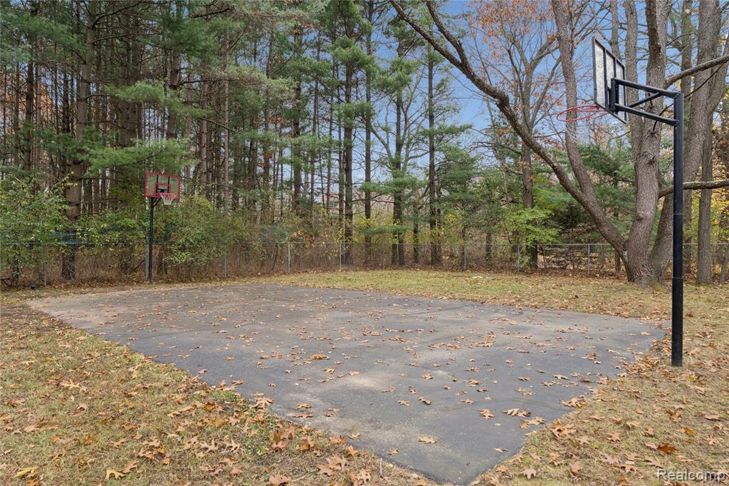 6570 Perryville Road, Holly, MI 48442 — Photo 47