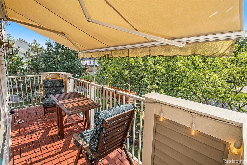 2016 CEDAR VALLEY Drive, Canton, MI 48188 — Photo 9