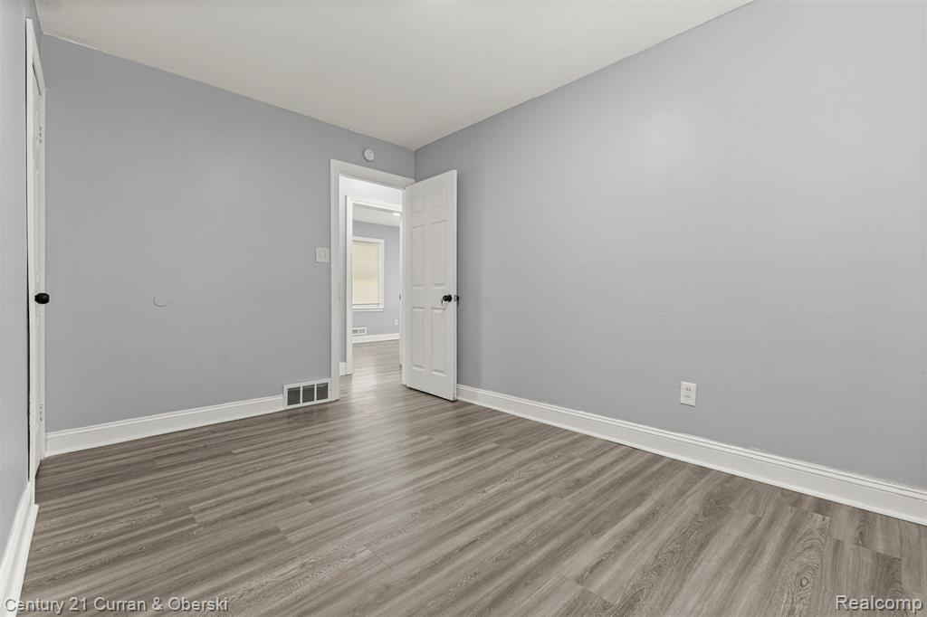 26431 Stollman Drive, Inkster, MI 48141 — Photo 14