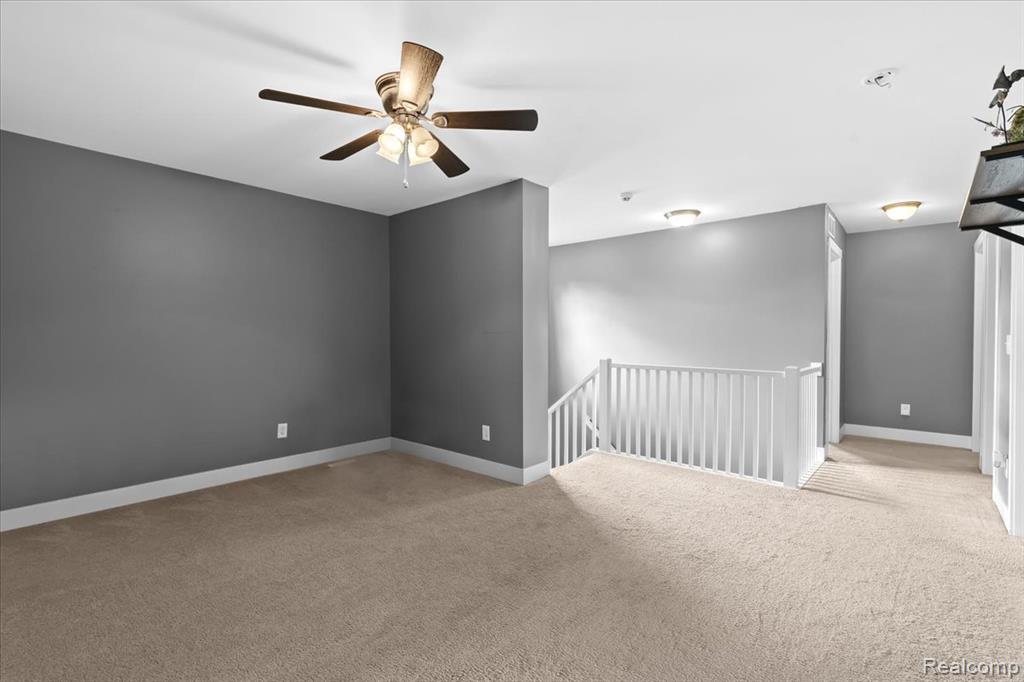 552 Hewitt Street, Howell, MI 48843 — Photo 18