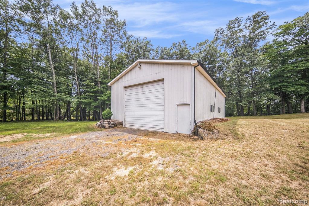 19055 SANDBORN Road, Manchester, MI 48158 — Photo 17