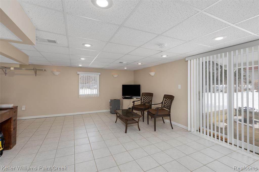 5615 Loveland Street, West Bloomfield, MI — Photo 29