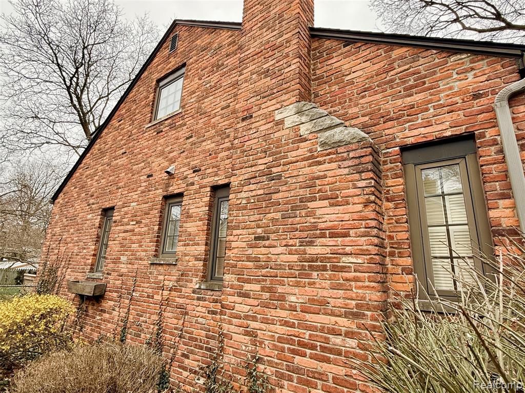 9900 Cranston Street, Livonia, MI 48150 — Photo 39