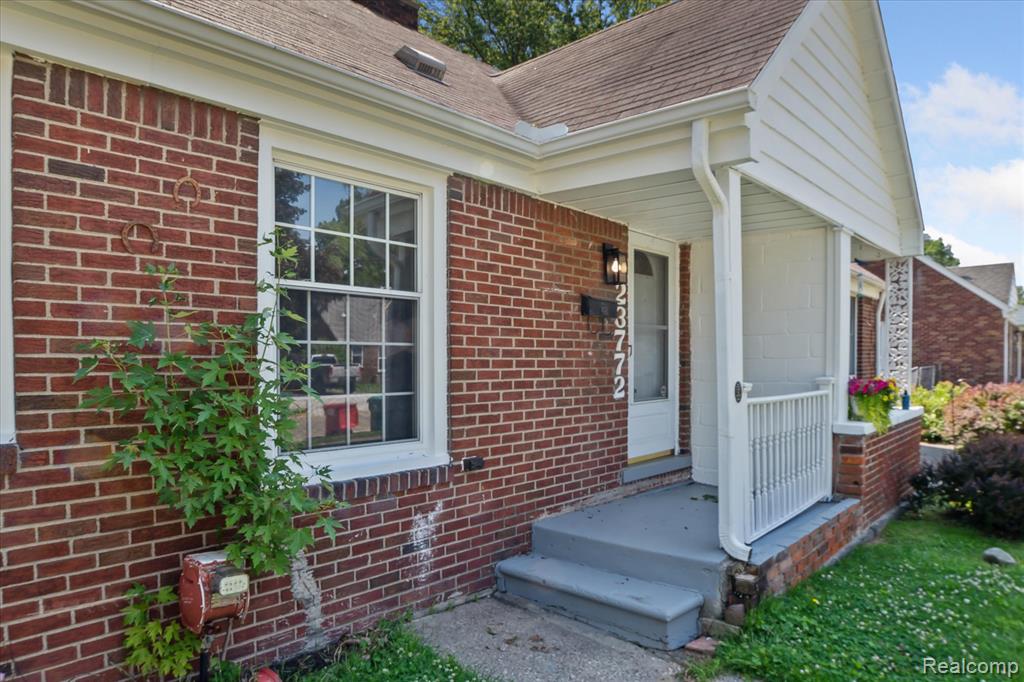 23772 Brittany Avenue, Eastpointe, MI 48021 — Photo 2