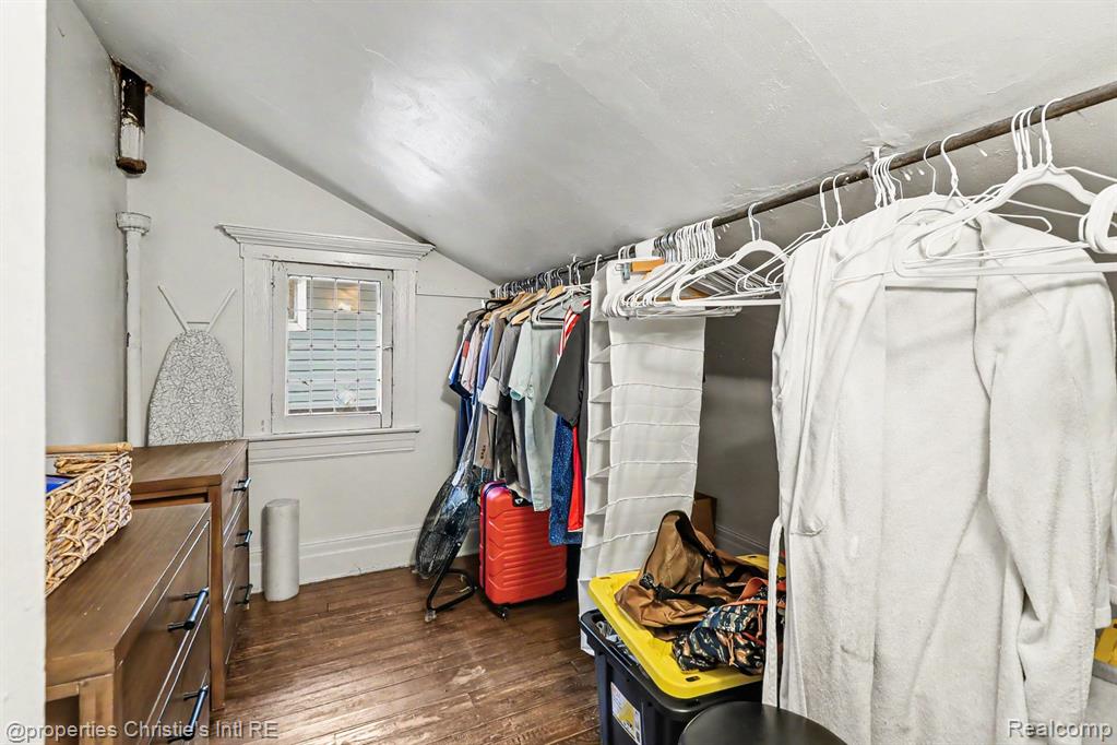 80 Glynn Court, Detroit, MI 48202 — Photo 24