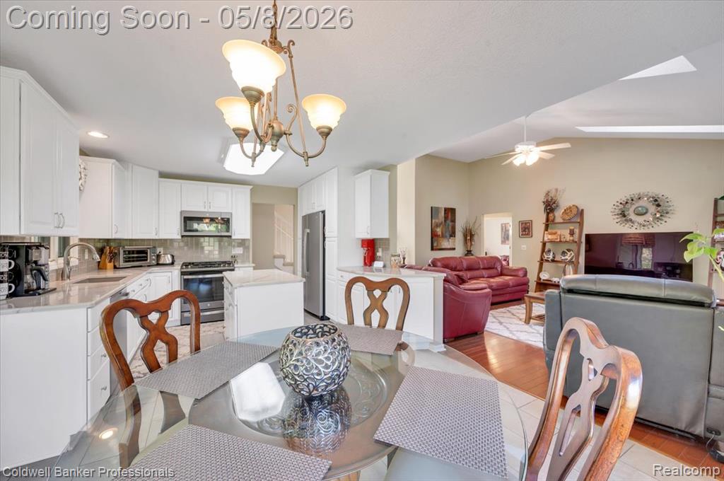 2243 Ridgemoor Court, Burton, MI 48509 — Photo 13