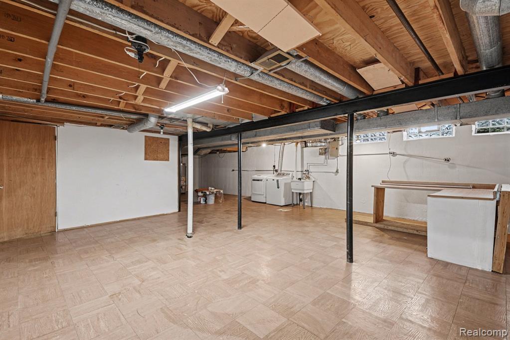 5040 Patrick Road, West Bloomfield, MI — Photo 21