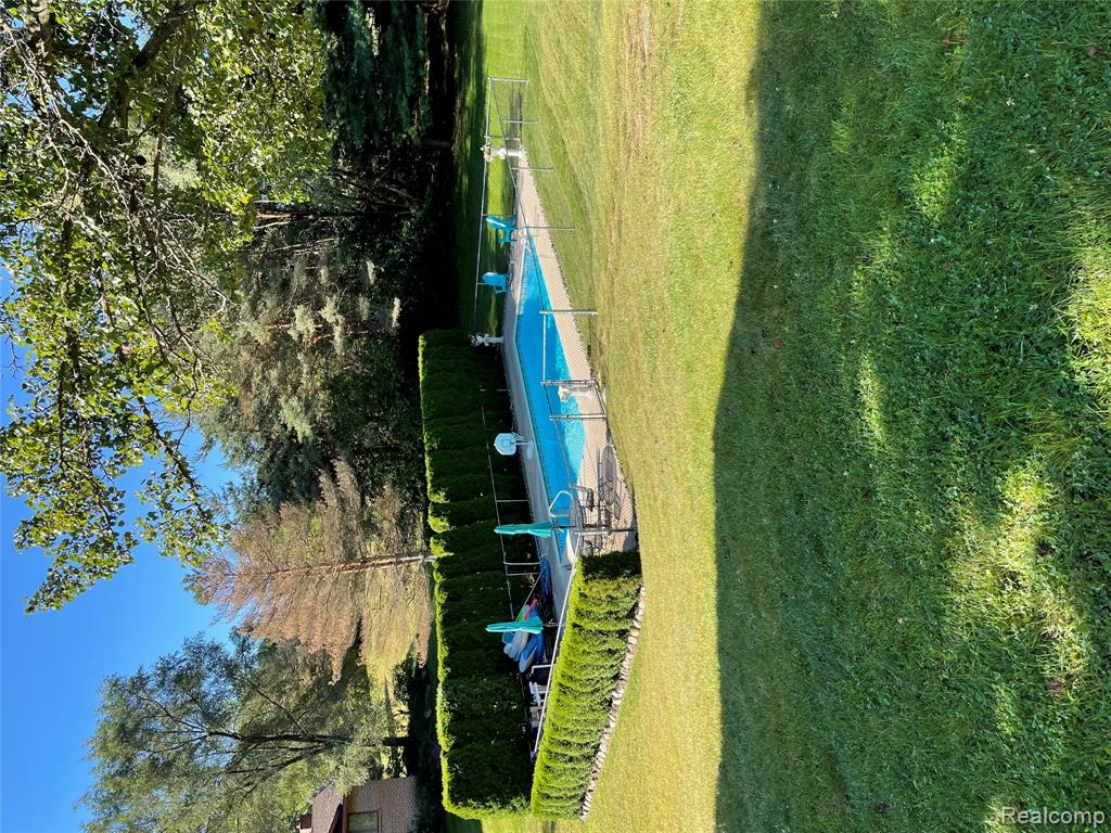 125 Cayuga Road, Lake Orion, MI 48362 — Photo 21