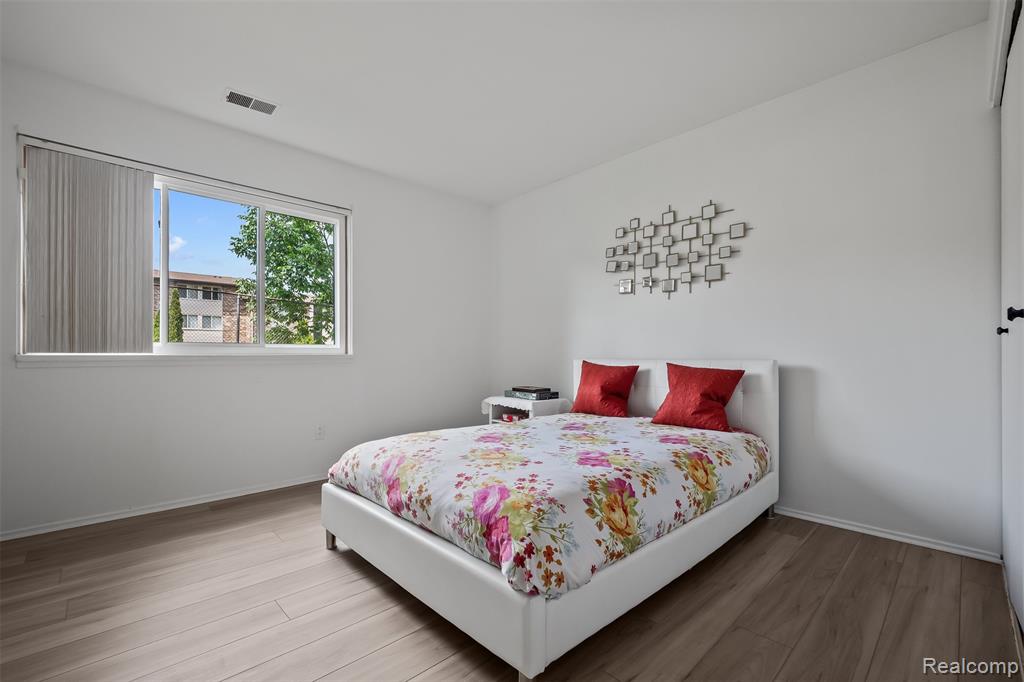 1255 S Maple Road, 101, Ann Arbor, MI 48103 — Photo 20