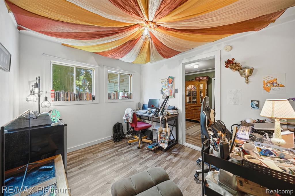 5630 Glen Echo Drive, Howell, MI 48843 — Photo 22