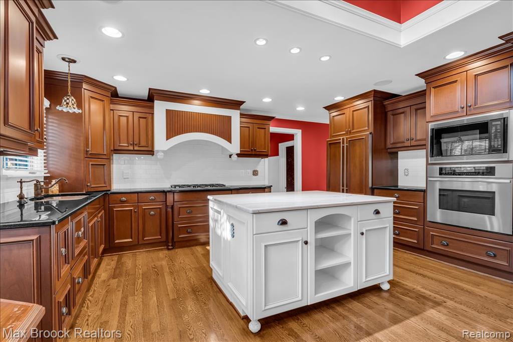 6287 Thorncrest Drive, Bloomfield Hills, MI 48301 — Photo 23