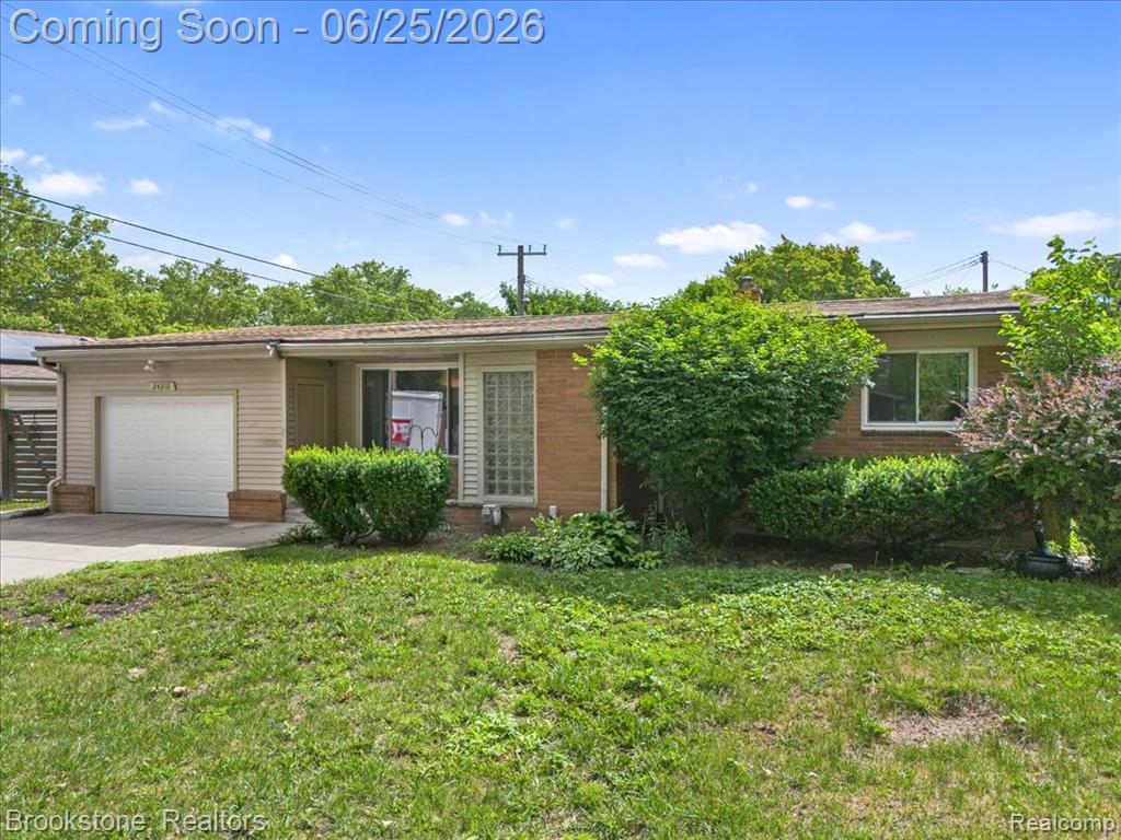 24210 Beverly Street, Oak Park, MI 48237 — Photo 29