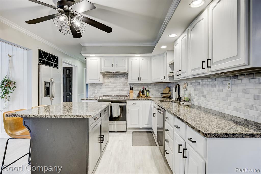 50210 Cedargrove Road, Shelby Twp, MI 48317 — Photo 16