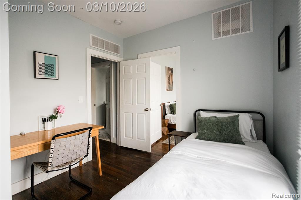 2547 Sheridan Street, Detroit, MI 48214 — Photo 23
