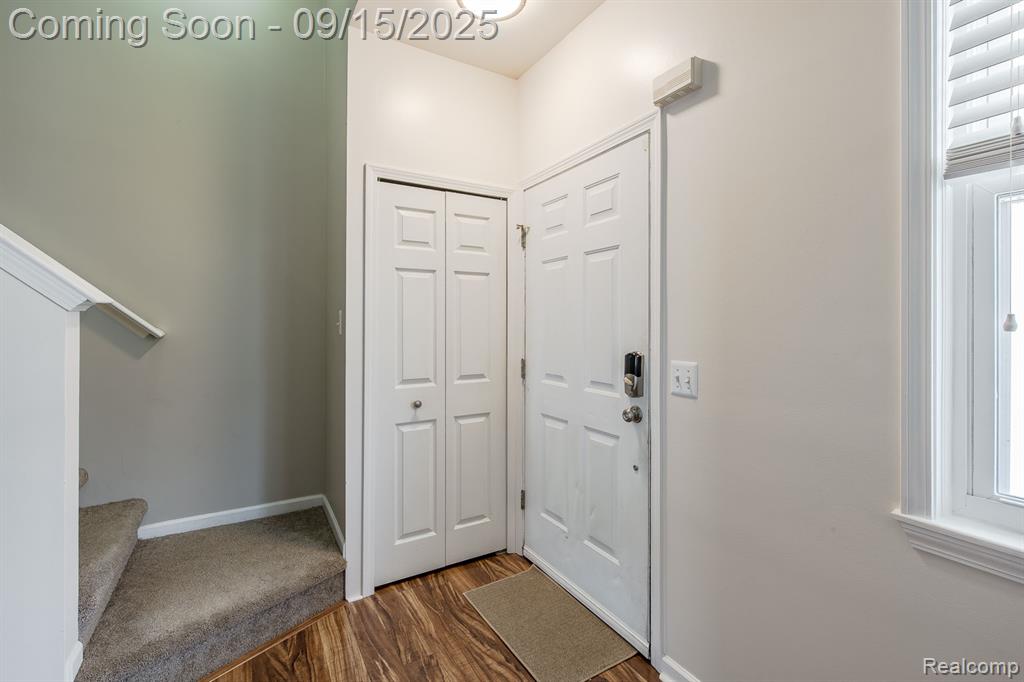 10455 Scarlet Oak Drive, Ypsilanti, MI 48198 — Photo 5