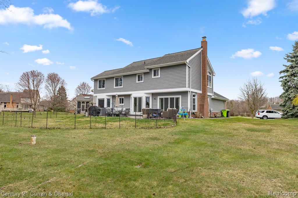 42745 LEDGEVIEW Drive, Novi, MI 48377 — Photo 51