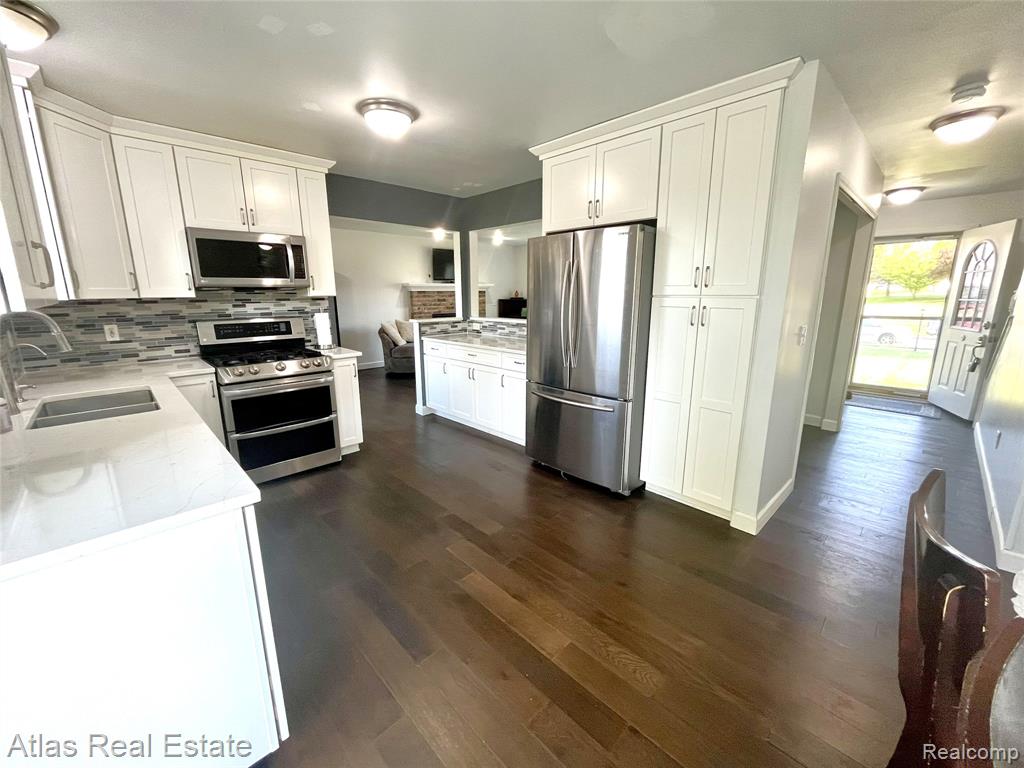11193 Linda Kay, Goodrich Vlg, MI — Photo 18