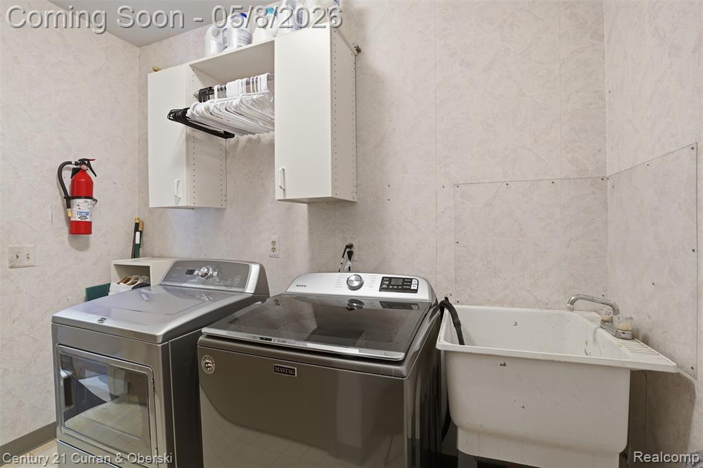 44775 Dunbarton Court, Novi, MI — Photo 38