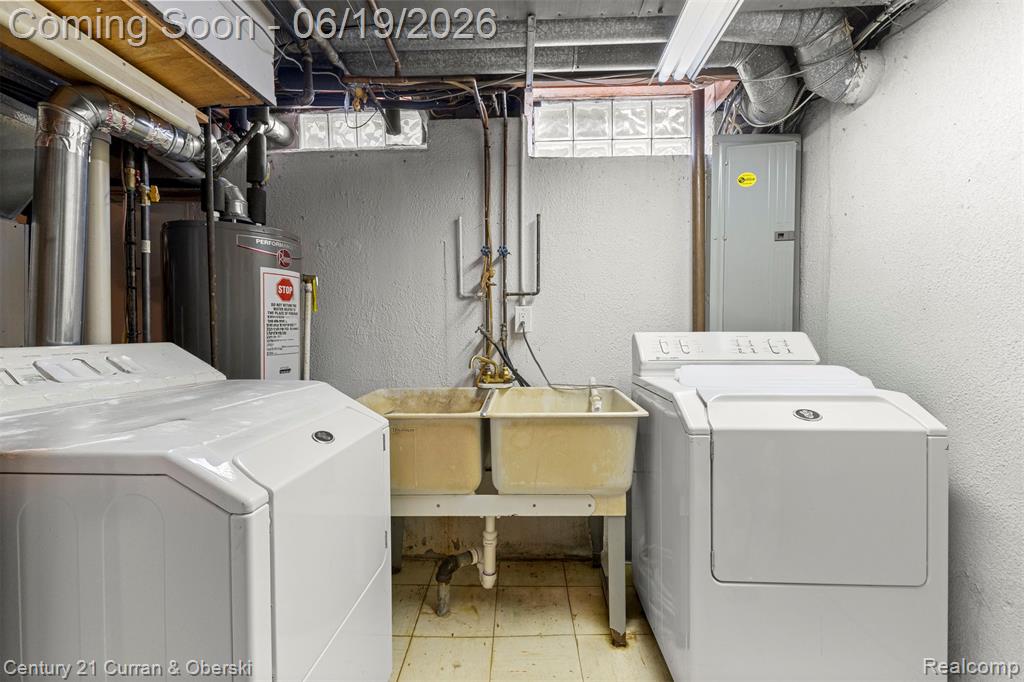 23312 E Fairway Drive, Trenton, MI 48183 — Photo 43