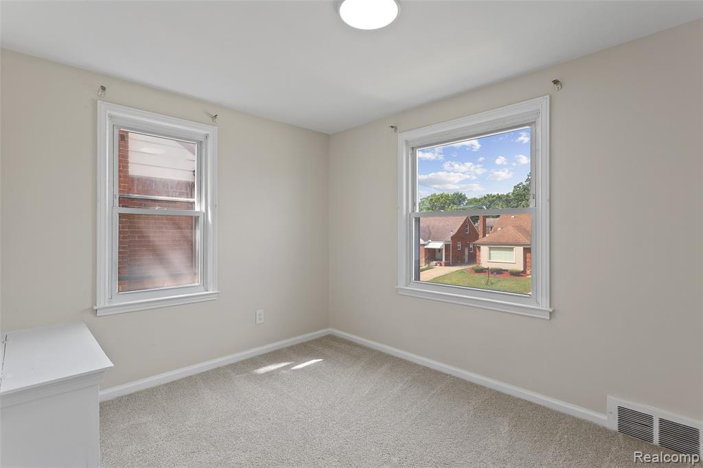 8604 Meyers Road, Detroit, MI 48228 — Photo 25