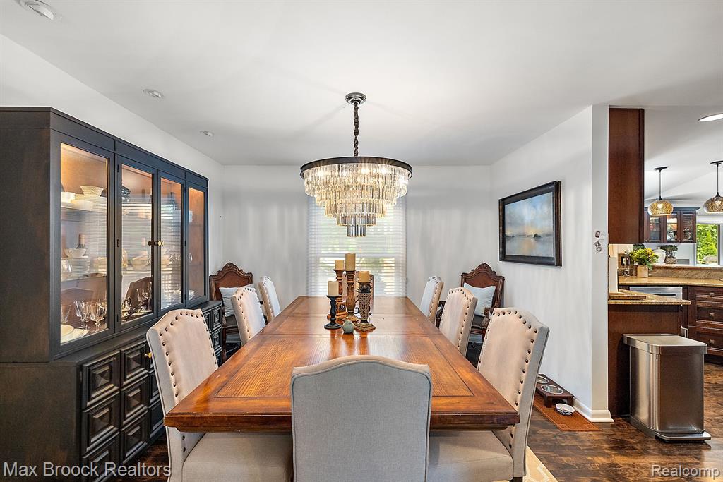 4222 Barn Meadow Lane, West Bloomfield, MI 48323 — Photo 4