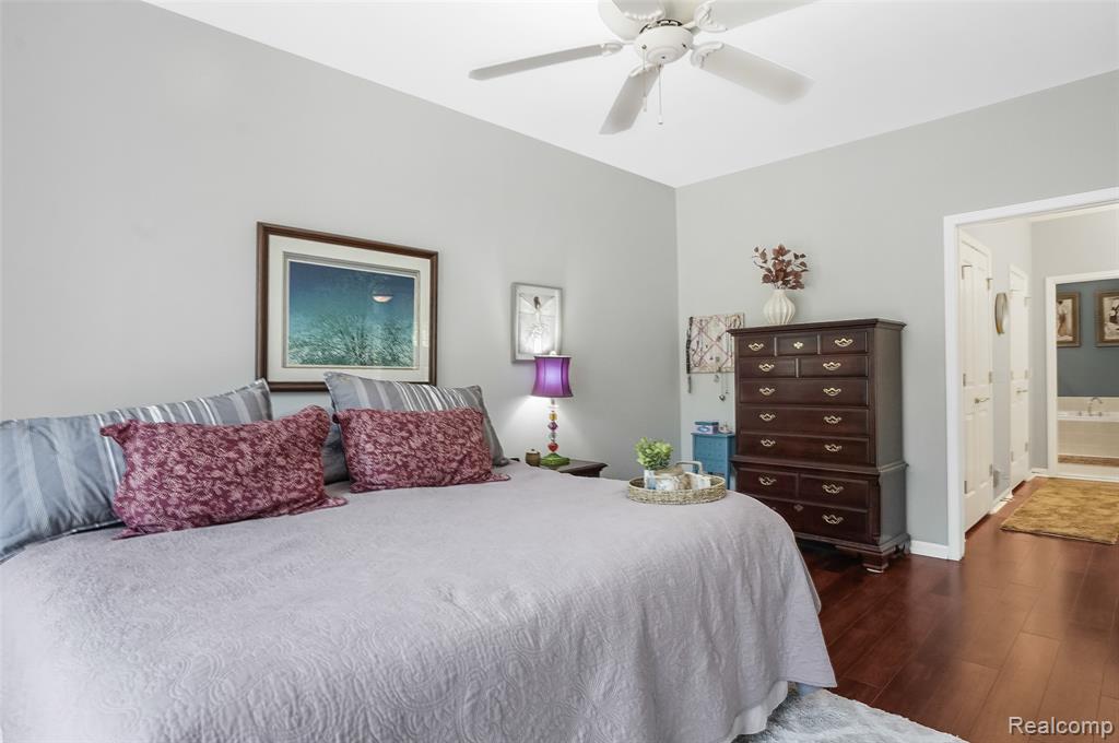 16822 Lochmoor Circle W, Northville, MI 48168 — Photo 26