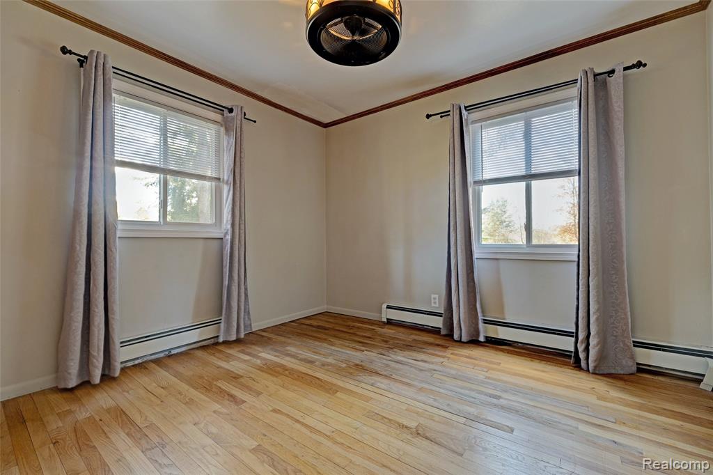 300 Sherman Court, Ortonville, MI 48462 — Photo 36