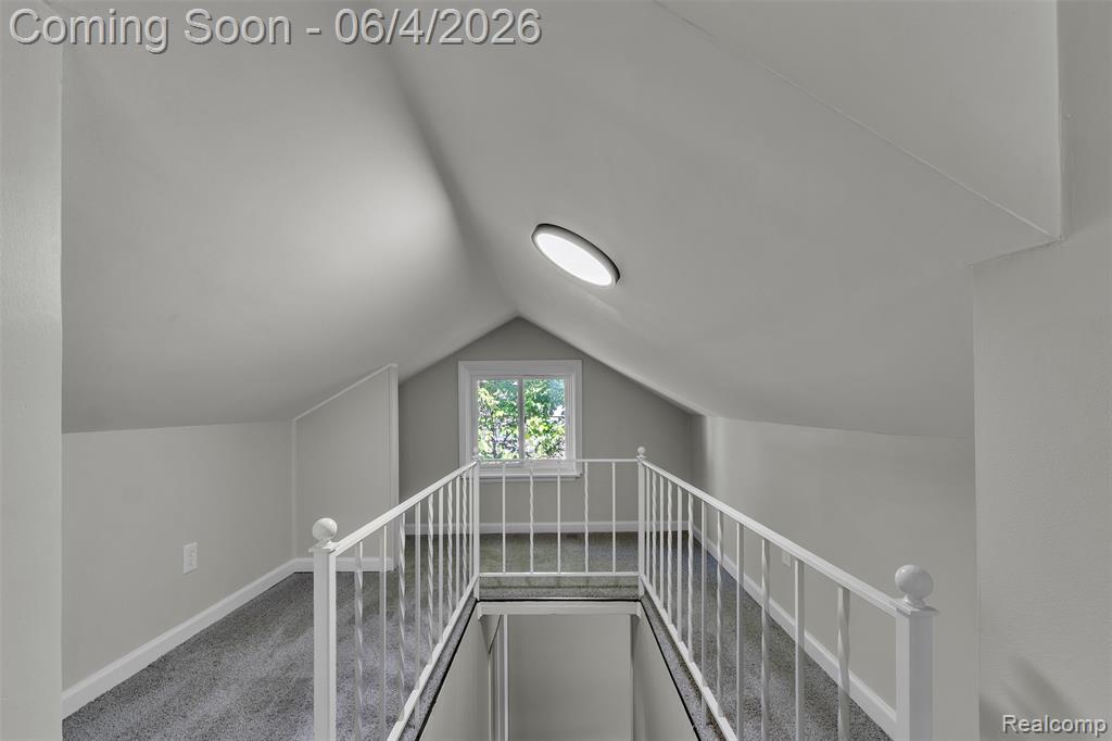 2890 Beland Avenue, Keego Harbor, MI 48320 — Photo 32