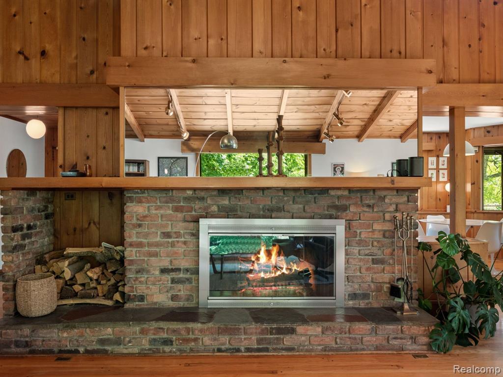5151 N ADAMS Road, Bloomfield Hills, MI 48304 — Photo 9