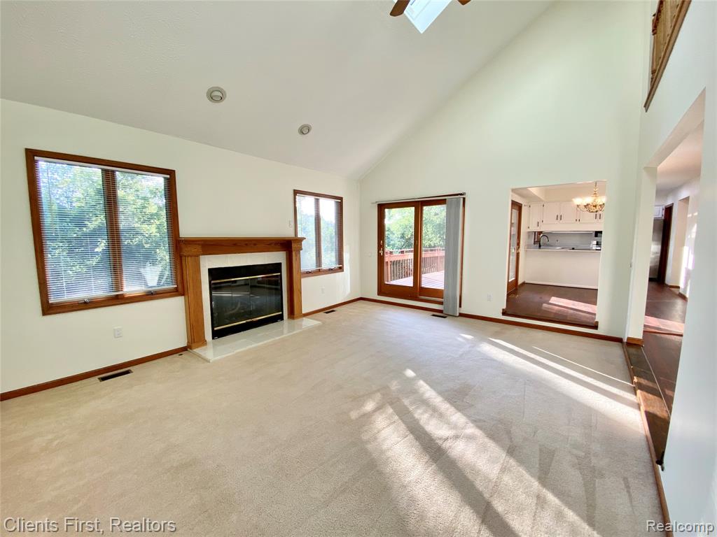 7233 OAKWOOD Drive, West Bloomfield, MI — Photo 5