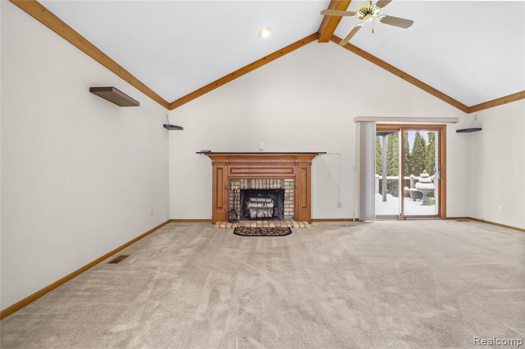 6083 Chatham Court, Grand Blanc, MI 48439 — Photo 14