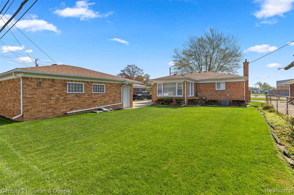 8262 Vine Avenue, Allen Park, MI 48101 — Photo 51