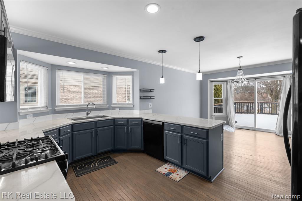 53114 Ridgewood Drive, Chesterfield, MI — Photo 16