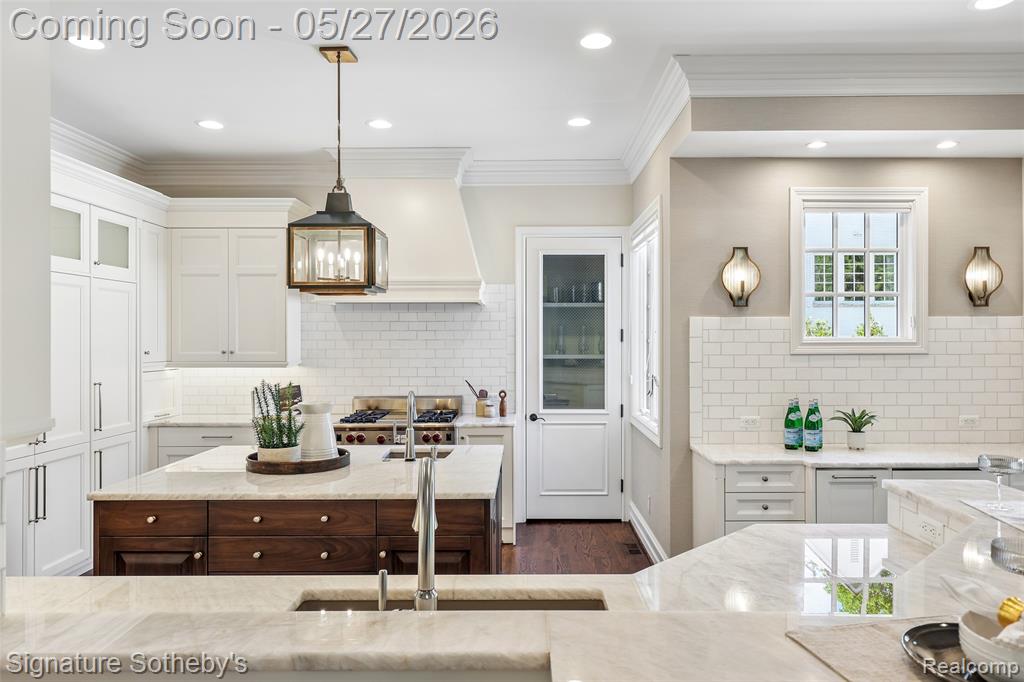 555 Baldwin Court, Birmingham, MI 48009 — Photo 9