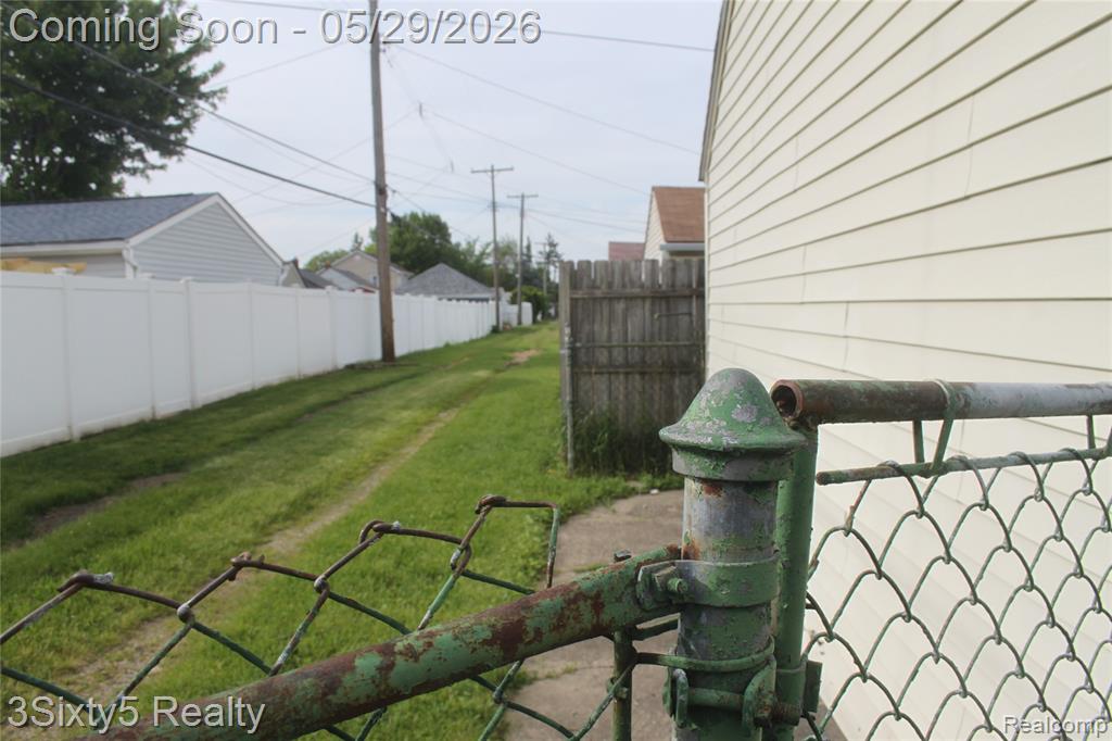 Photo 6