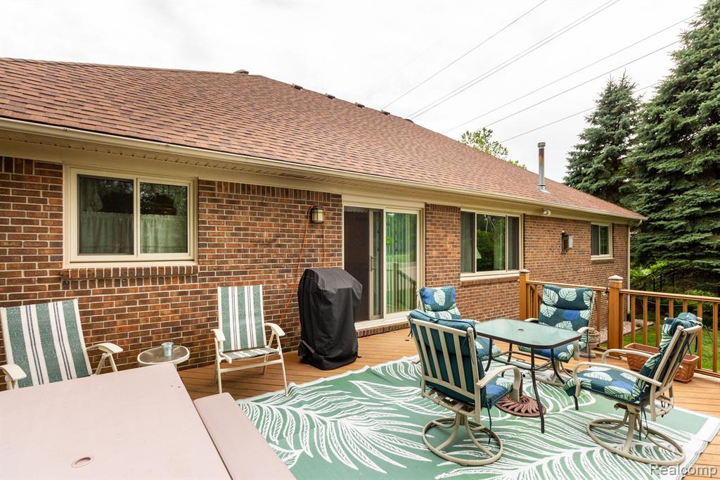 5451 ROBERT Street, Shelby, MI 48316 — Photo 42