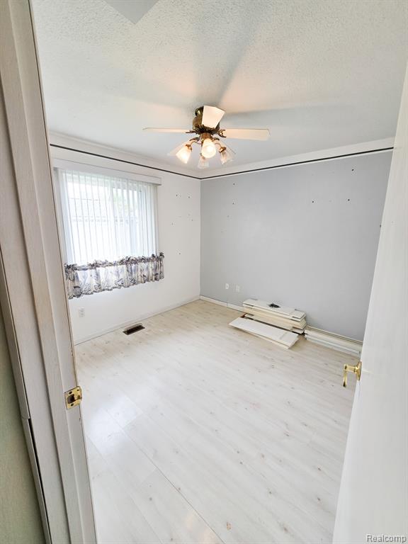 12929 Matthews Street, Carleton, MI 48117 — Photo 29
