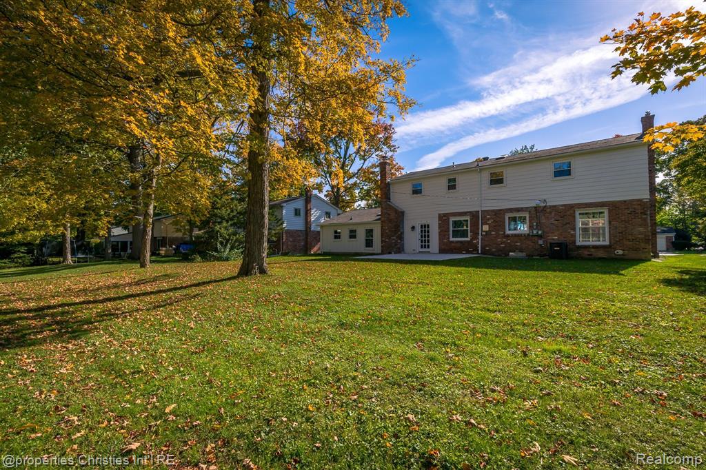 5582 NORTHCOTE, West Bloomfield, MI — Photo 71