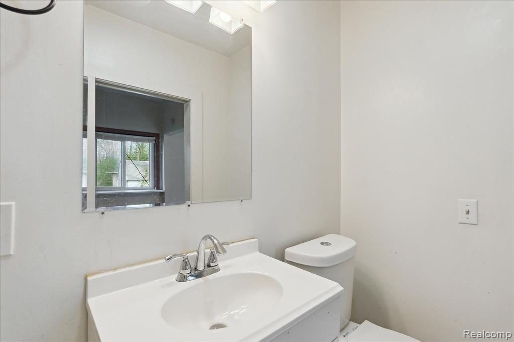 5407 Country Lane, Flint, MI 48506 — Photo 28