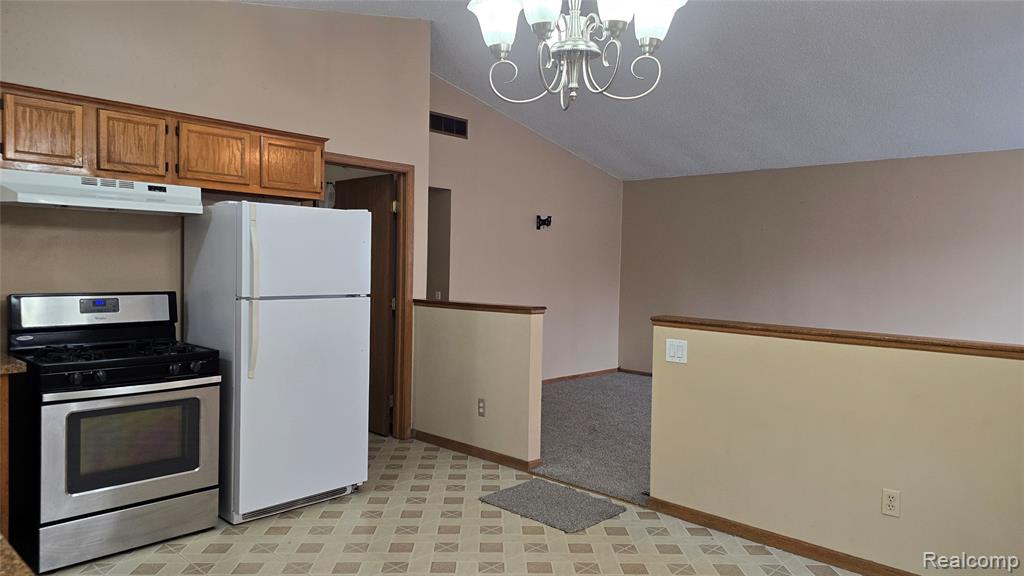 803 E Meyers Avenue, Hazel Park, MI 48030 — Photo 8