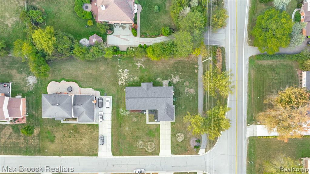 4800 Faircourt Drive, West Bloomfield, MI — Photo 47