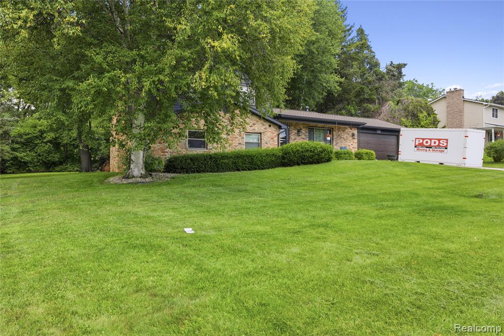 6180 Meyer Avenue, Brighton, MI 48116 — Photo 38