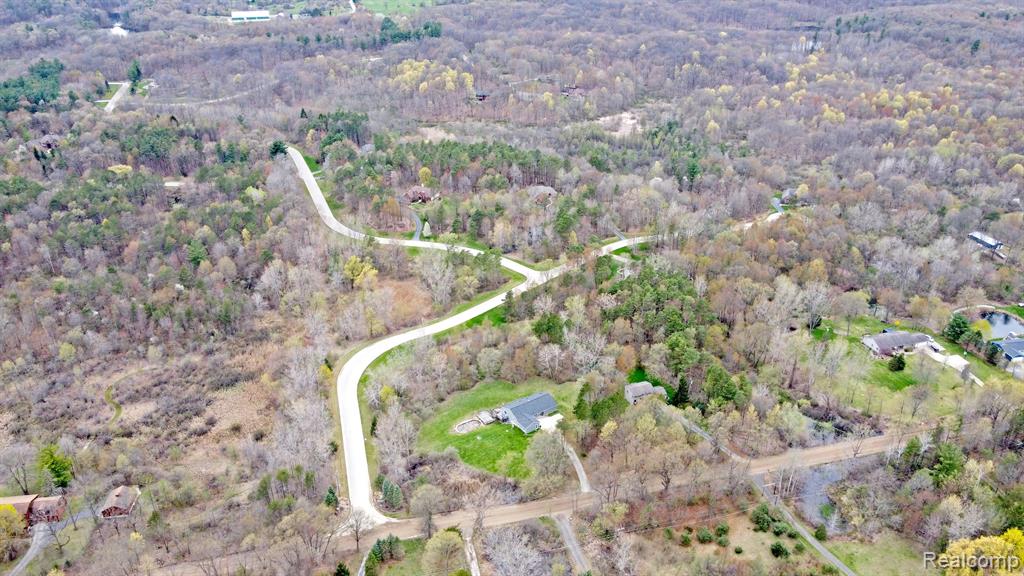 309 DOGWOOD Lane, Ortonville, MI 48462 — Photo 5