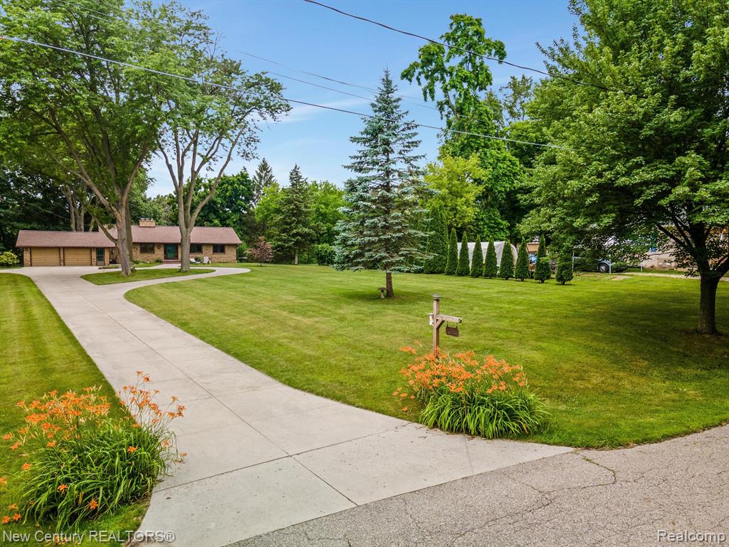 211 SPRING Street, Vernon, MI 48476 — Photo 8