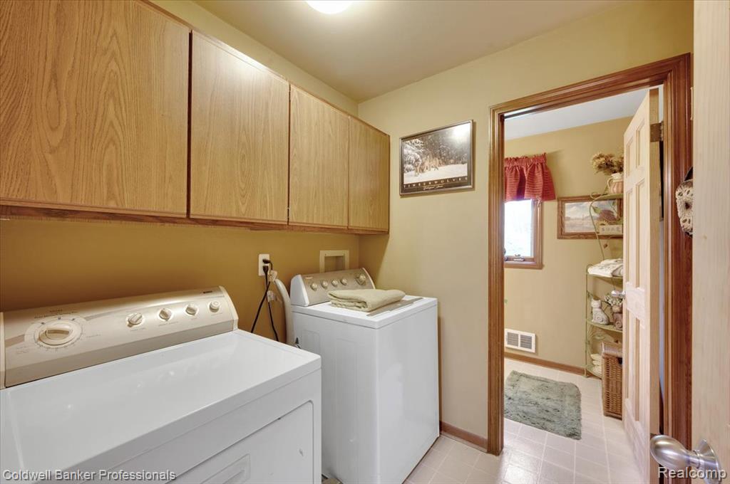 3305 Ludwig Road, Oxford, MI 48371 — Photo 25